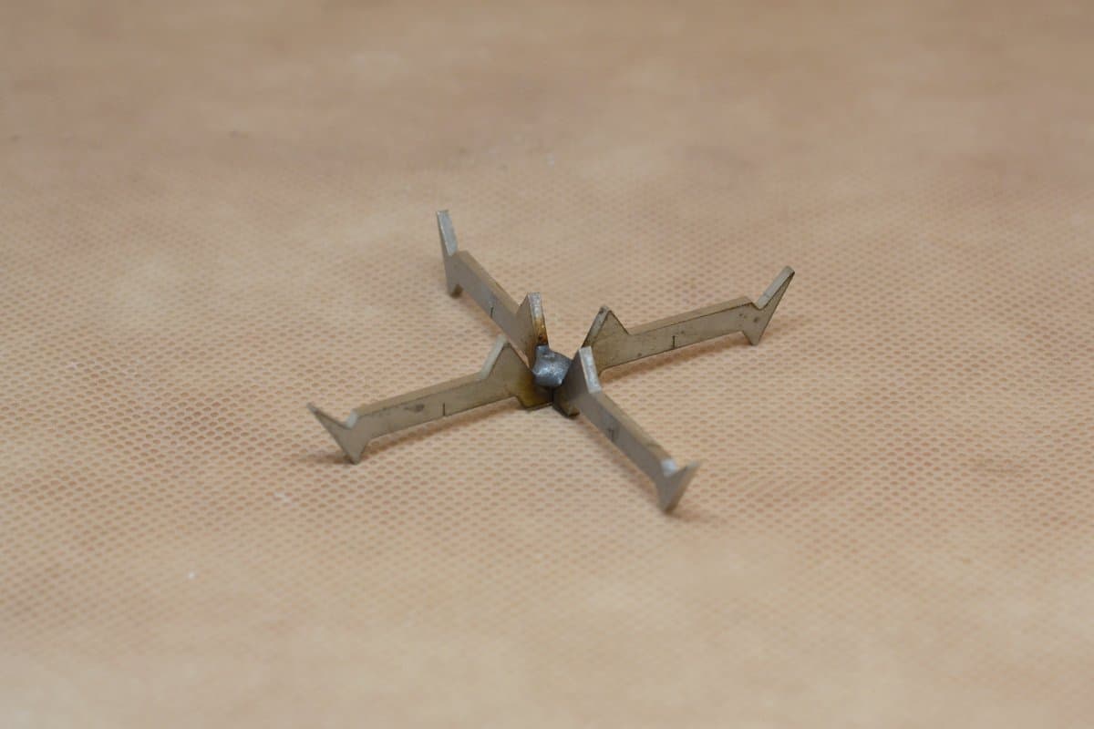 Soporte p/piezas Esmaltadas - Imagen 1