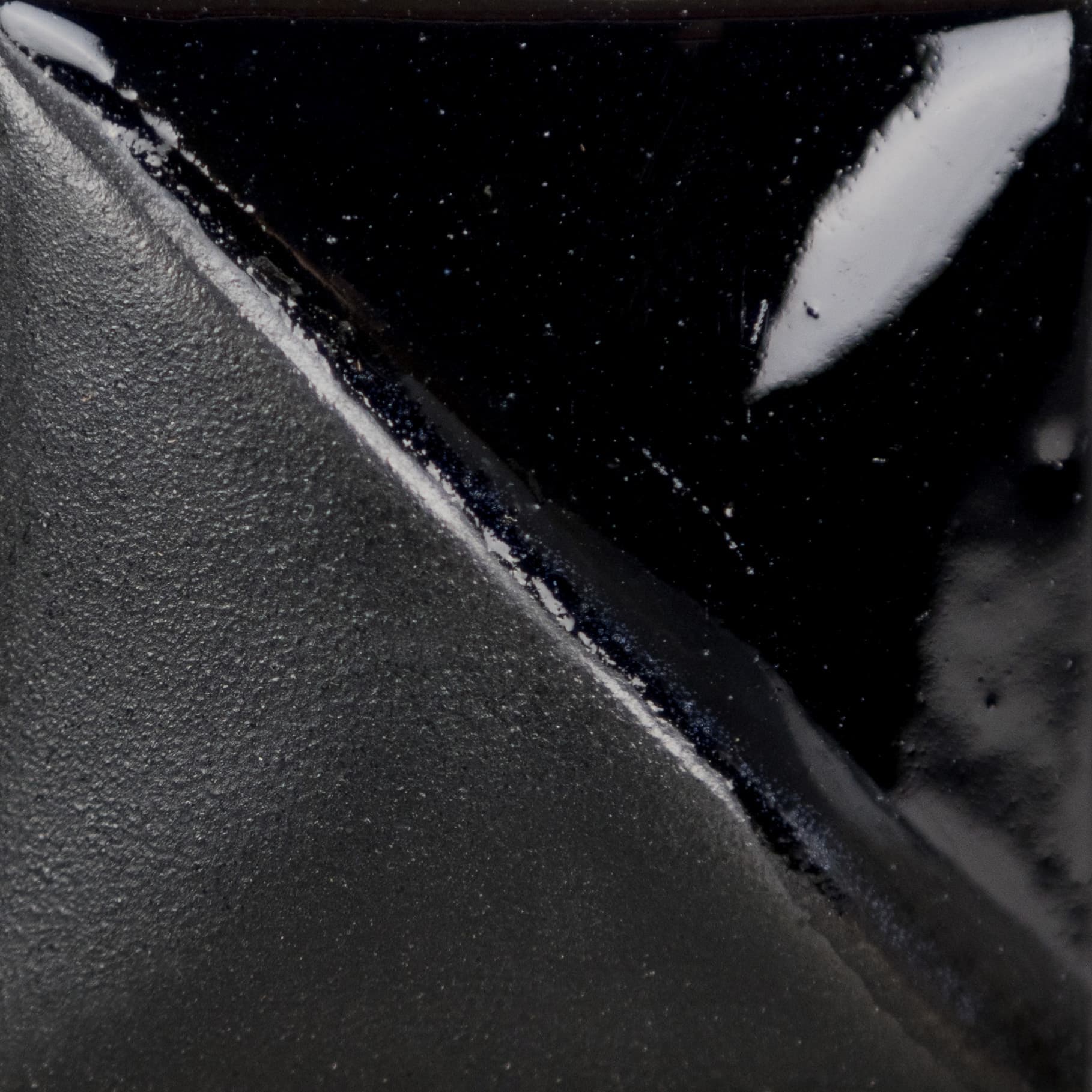 UG0502 - Jet Black - 2 oz - Imagen 2